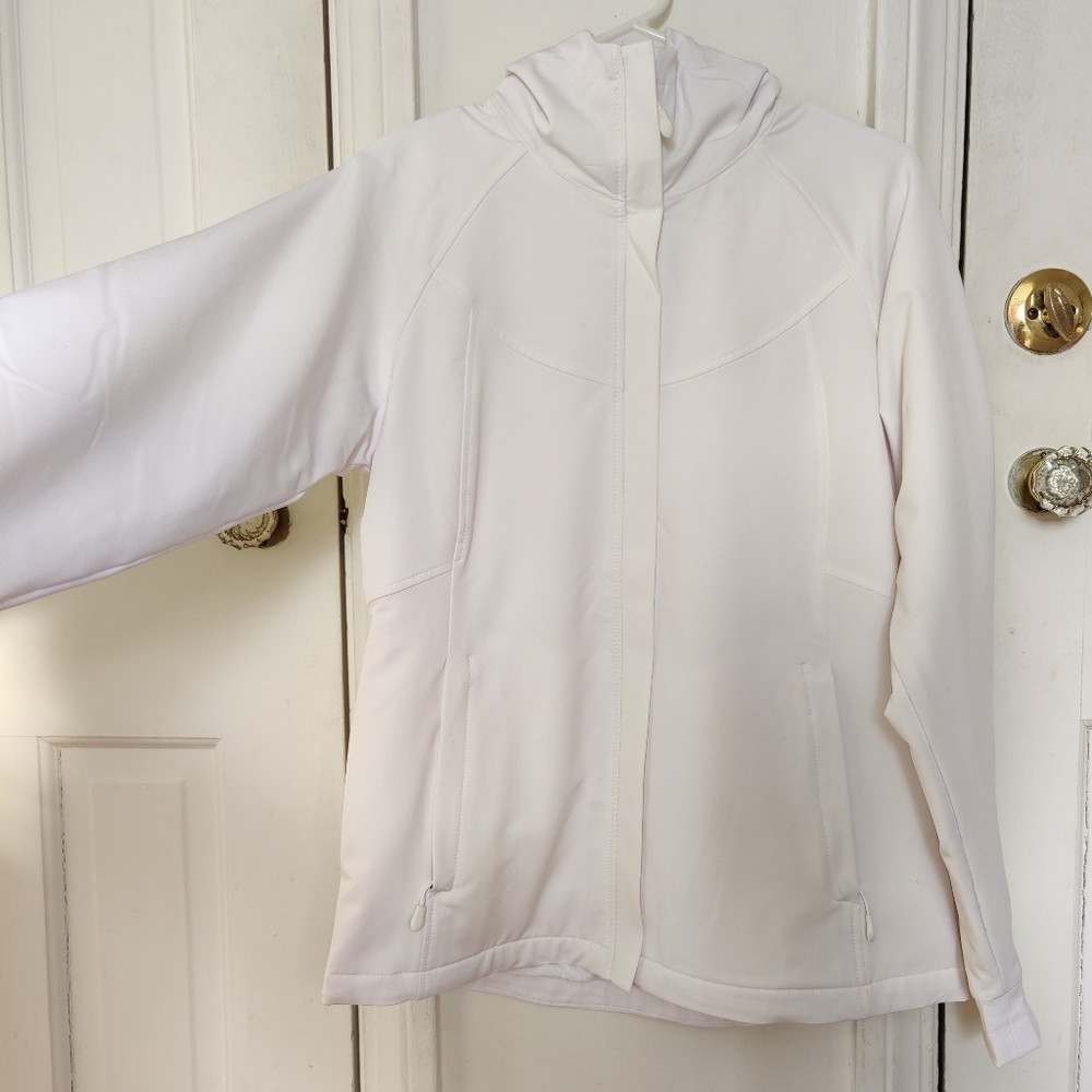 White jacket - Picture 14 of 15
